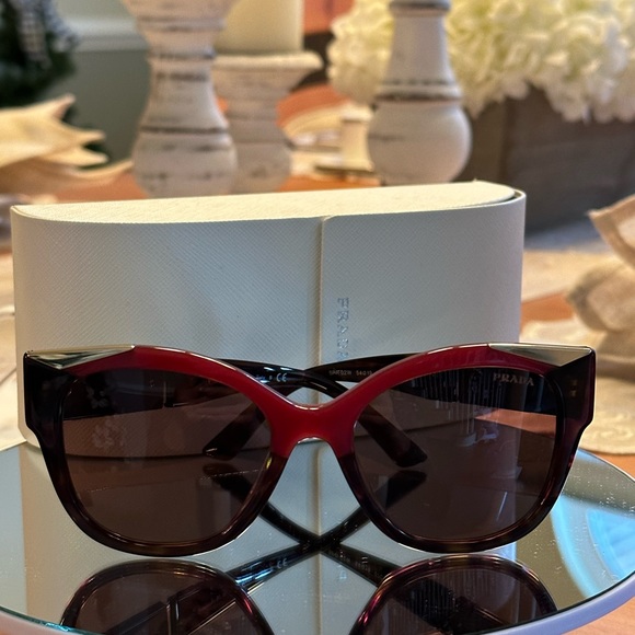 Prada Accessories - PRADA…NEW Sunglasses w/Case!!!